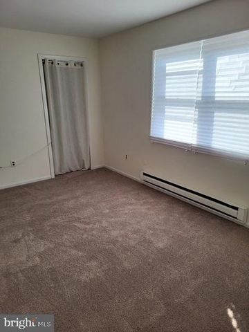 547 COLONIAL DR, East Greenville, PA 18041