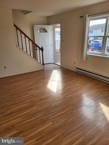 547 COLONIAL DR, East Greenville, PA 18041