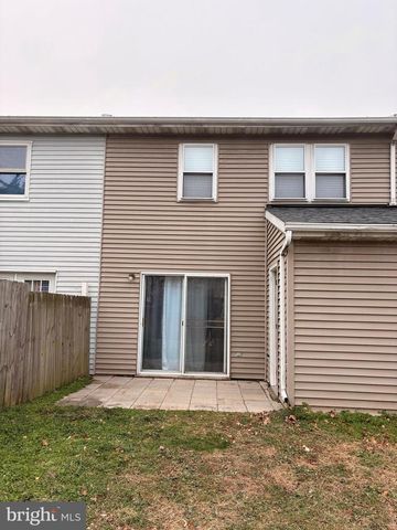 547 COLONIAL DR, East Greenville, PA 18041