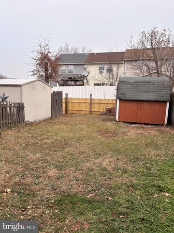 547 COLONIAL DR, East Greenville, PA 18041