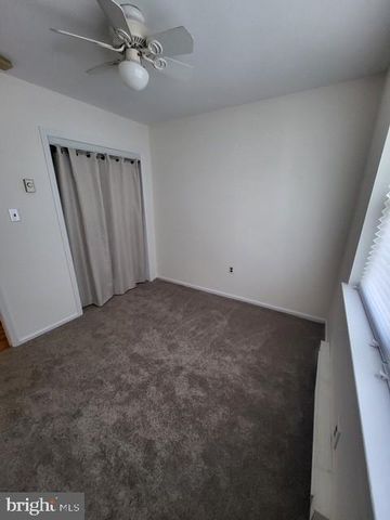 547 COLONIAL DR, East Greenville, PA 18041