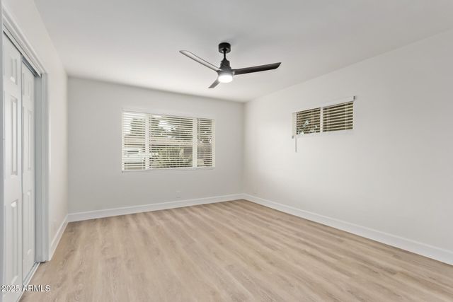 2163 W VILLAGE Drive, Phoenix, AZ 85023