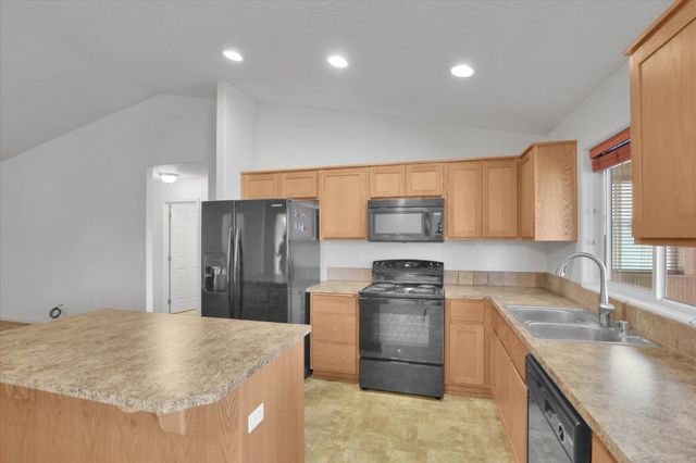 7316 S DOUR St, Cheney, WA 99004
