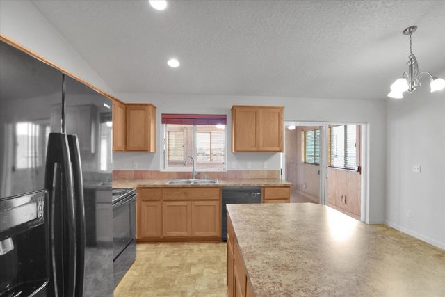 7316 S DOUR St, Cheney, WA 99004