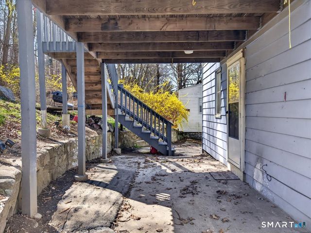 91 Jewett Street 1st Floor, Ansonia, CT 06401