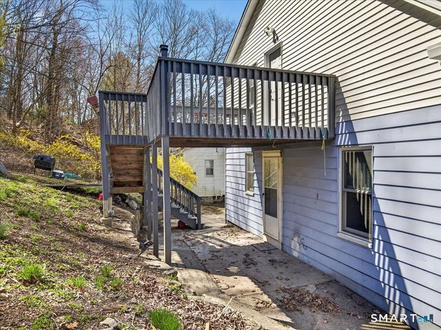 91 Jewett Street 1st Floor, Ansonia, CT 06401