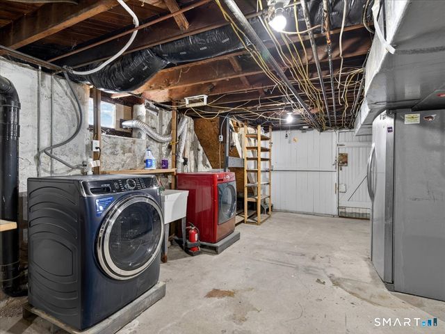91 Jewett Street 1st Floor, Ansonia, CT 06401