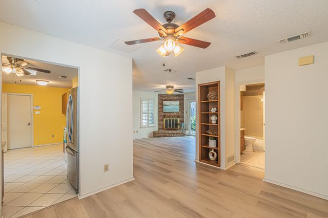 1724 Red Bud Lane, Euless, TX 76039