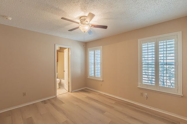 1724 Red Bud Lane, Euless, TX 76039