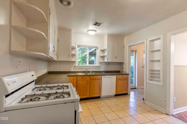 805 Taylor Street, Medford, OR 97504