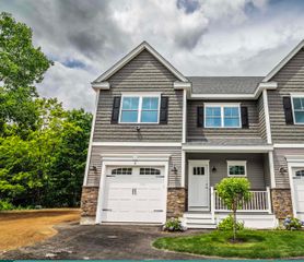 50 Newfields Rd Unit A, Exeter, NH 03833