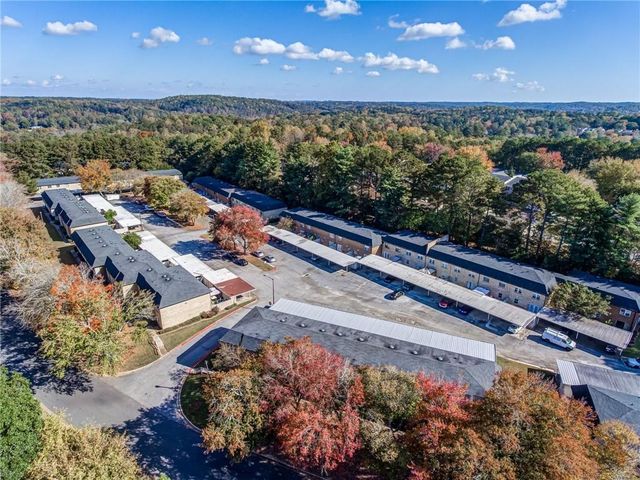 280 Winding River Road B, Atlanta, GA 30350
