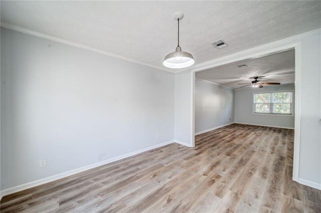 280 Winding River Road B, Atlanta, GA 30350