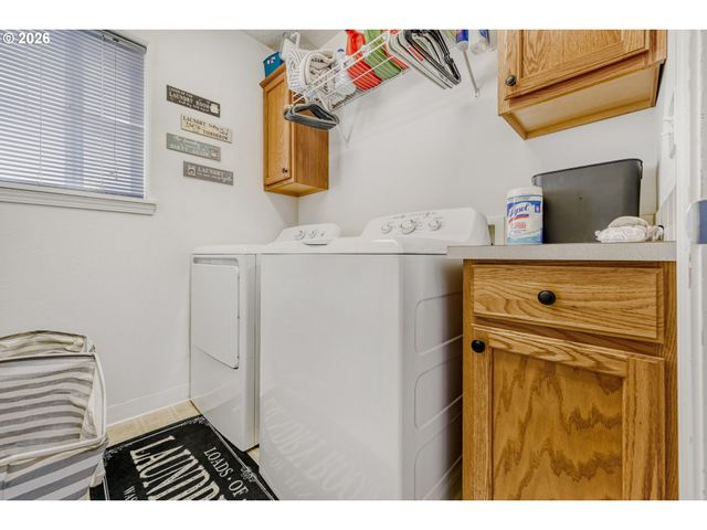 20520 Ne SHORE VIEW Dr, Fairview, OR 97024