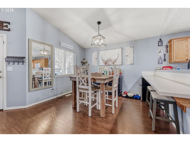 20520 Ne SHORE VIEW Dr, Fairview, OR 97024