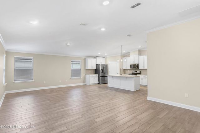 203 NARVAREZ Avenue, St. Augustine, FL 32084