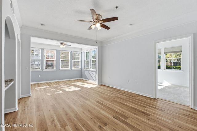 8550 TOUCHTON Road 111, Jacksonville, FL 32216