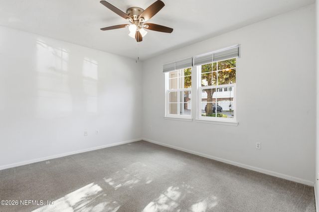 8550 TOUCHTON Road 111, Jacksonville, FL 32216