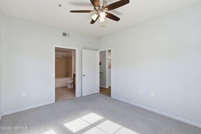 8550 TOUCHTON Road 111, Jacksonville, FL 32216