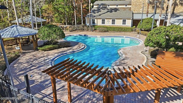 8550 TOUCHTON Road 111, Jacksonville, FL 32216