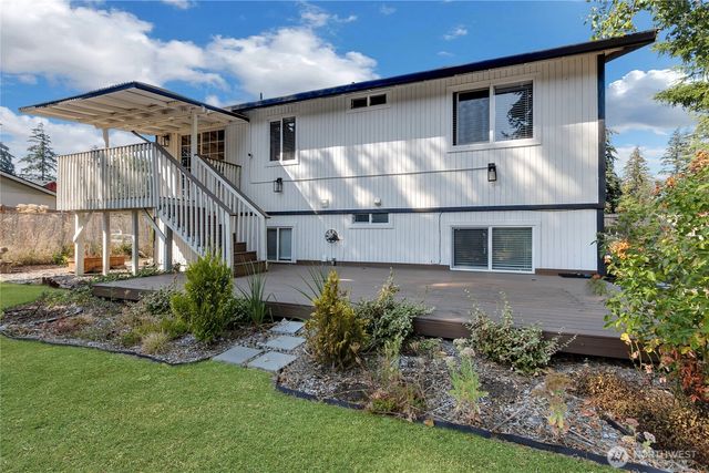 902 194th Street E, Spanaway, WA 98387