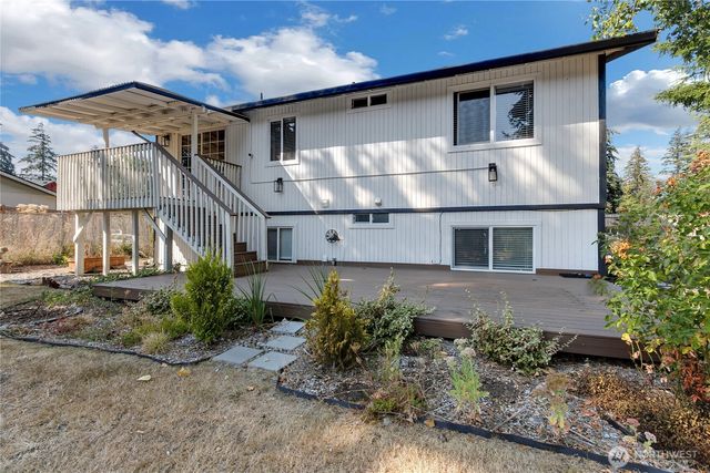 902 194th Street E, Spanaway, WA 98387