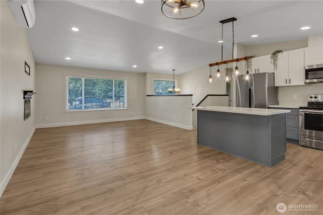 902 194th Street E, Spanaway, WA 98387