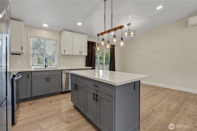 902 194th Street E, Spanaway, WA 98387