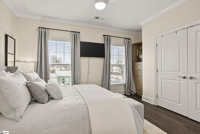 1505 E North Street Unit 2101, Greenville, SC 29607