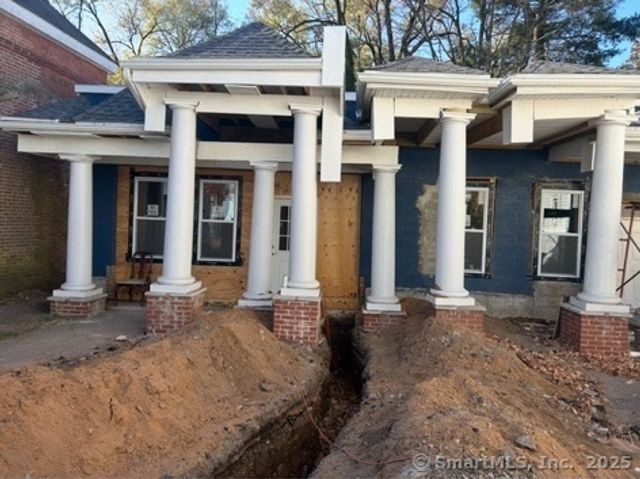 212 West Street, New Haven, CT 06519