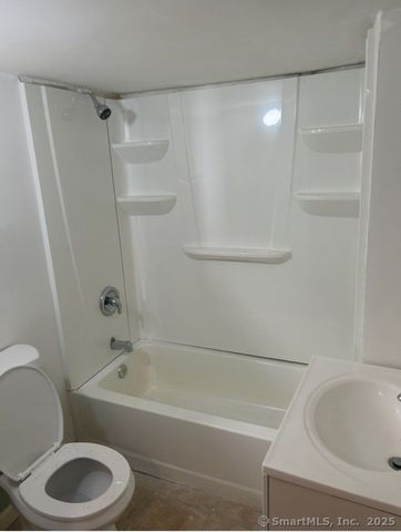 212 West Street, New Haven, CT 06519