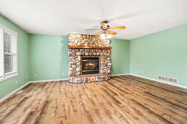 3175 W Hansen Road, Ludington, MI 49431