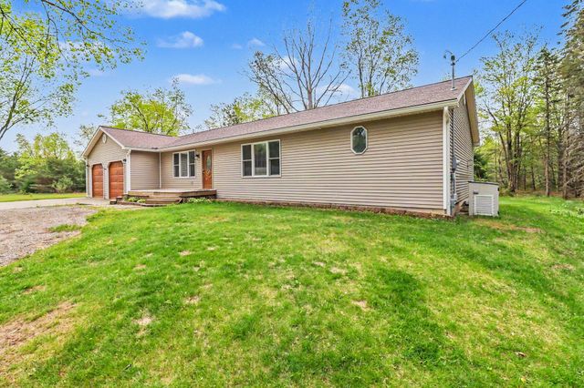 3175 W Hansen Road, Ludington, MI 49431
