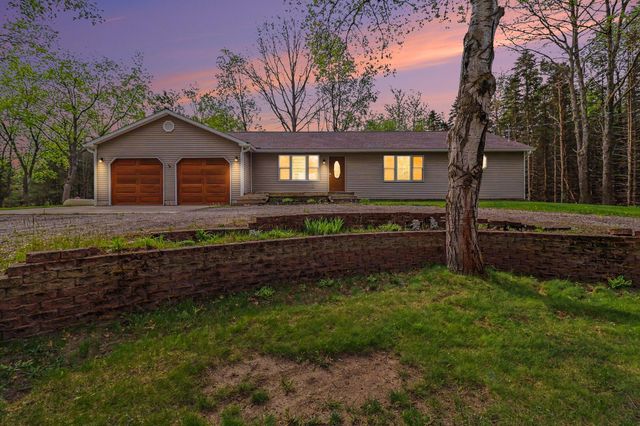 3175 W Hansen Road, Ludington, MI 49431