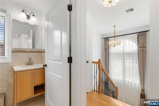 231B E Harriet Avenue 231B, Palisades Park, NJ 07650
