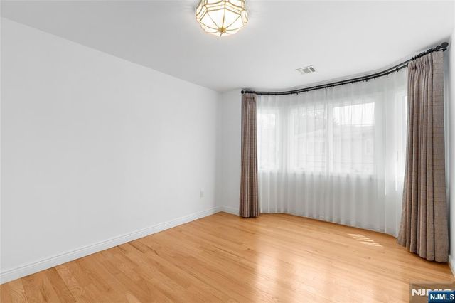 231B E Harriet Avenue 231B, Palisades Park, NJ 07650