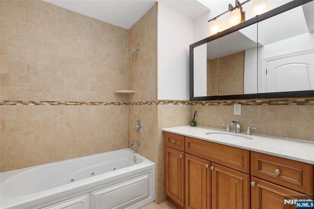 231B E Harriet Avenue 231B, Palisades Park, NJ 07650