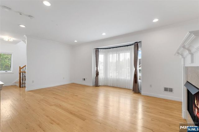 231B E Harriet Avenue 231B, Palisades Park, NJ 07650