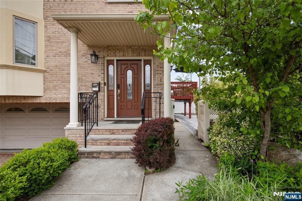 231B E Harriet Avenue 231B, Palisades Park, NJ 07650