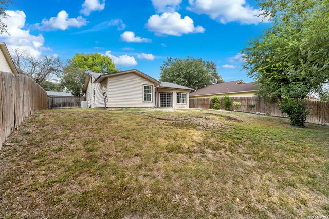 10206 Cedarbend, San Antonio, TX 78245