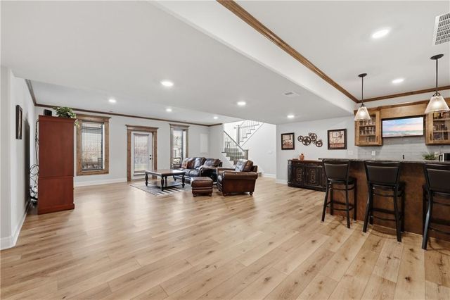 1405 NW Aspen Circle, Grain Valley, MO 64029