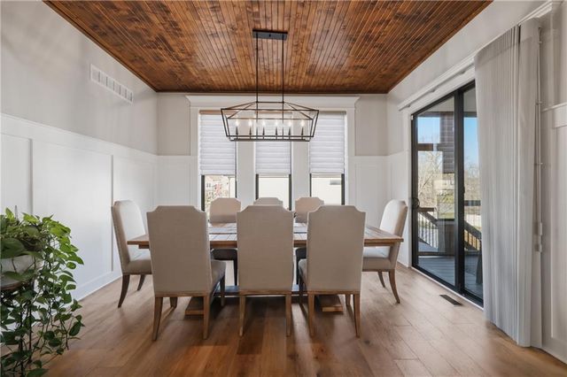 1405 NW Aspen Circle, Grain Valley, MO 64029