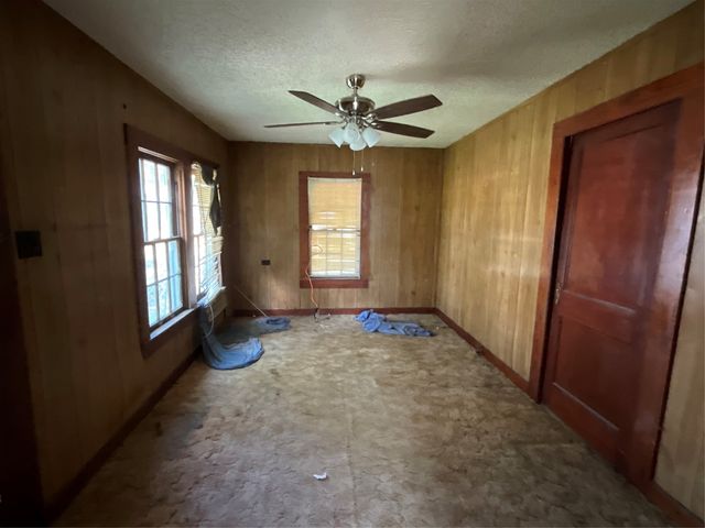 605 N Kirk Street, Hico, TX 76457