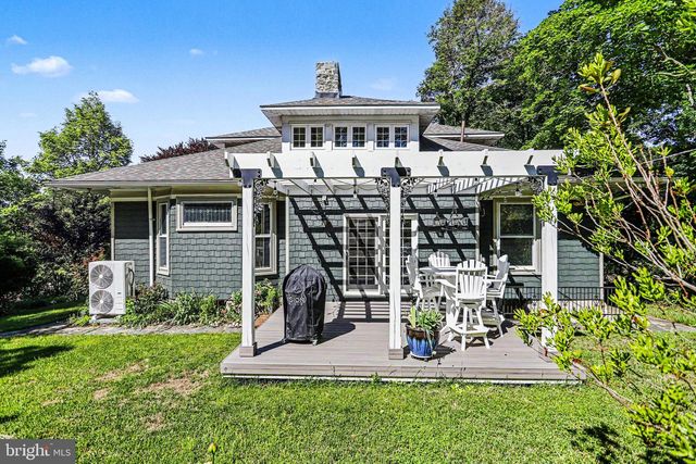 29 HAYWARD HTS, Glen Rock, PA 17327
