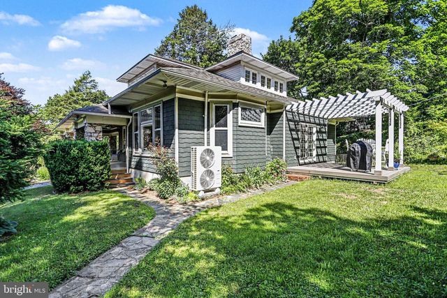 29 HAYWARD HTS, Glen Rock, PA 17327