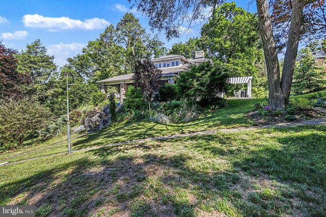 29 HAYWARD HTS, Glen Rock, PA 17327