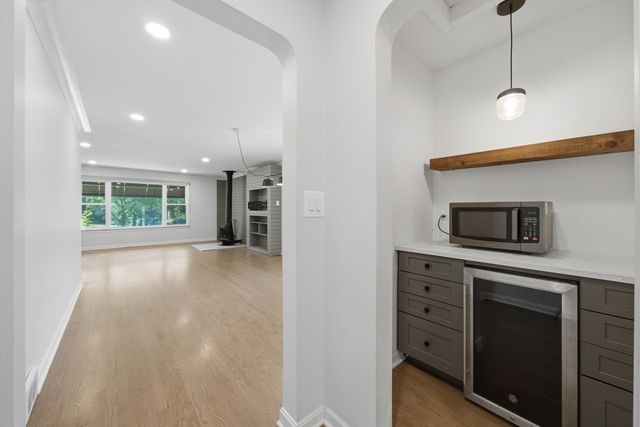 940 N Oak Park Avenue, Oak Park, IL 60302