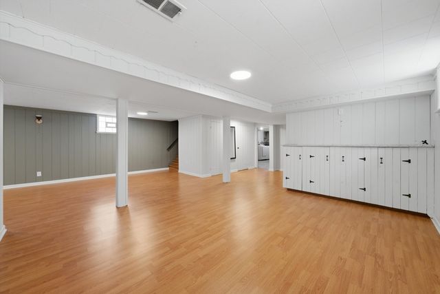 940 N Oak Park Avenue, Oak Park, IL 60302