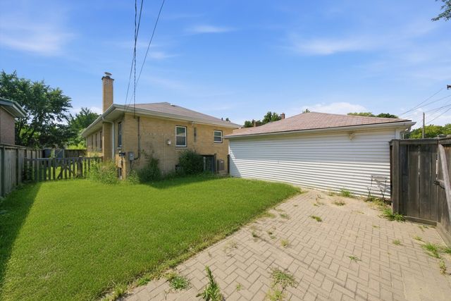 940 N Oak Park Avenue, Oak Park, IL 60302
