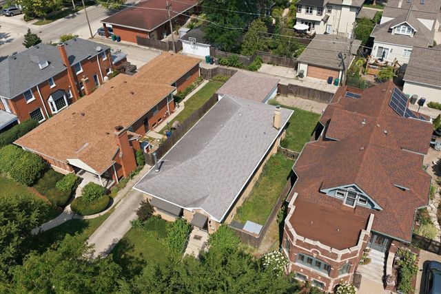 940 N Oak Park Avenue, Oak Park, IL 60302